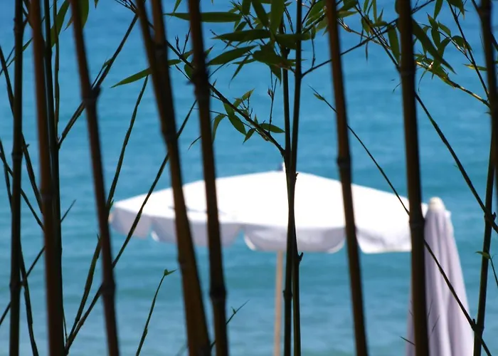 Magnolia Feriehus Plátanos